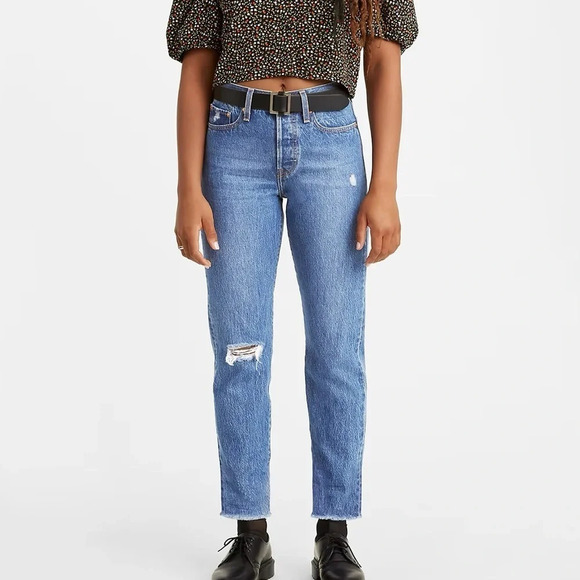 Levi’s WEDGIE ICON FIT ANKLE WOMEN'S JEANS Size 32 NWT - Picture 1 of 13